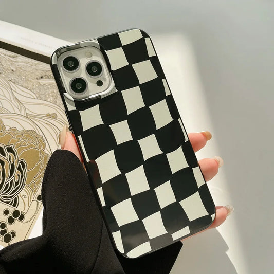 Checkerboard - iPhone 15 Pro Max